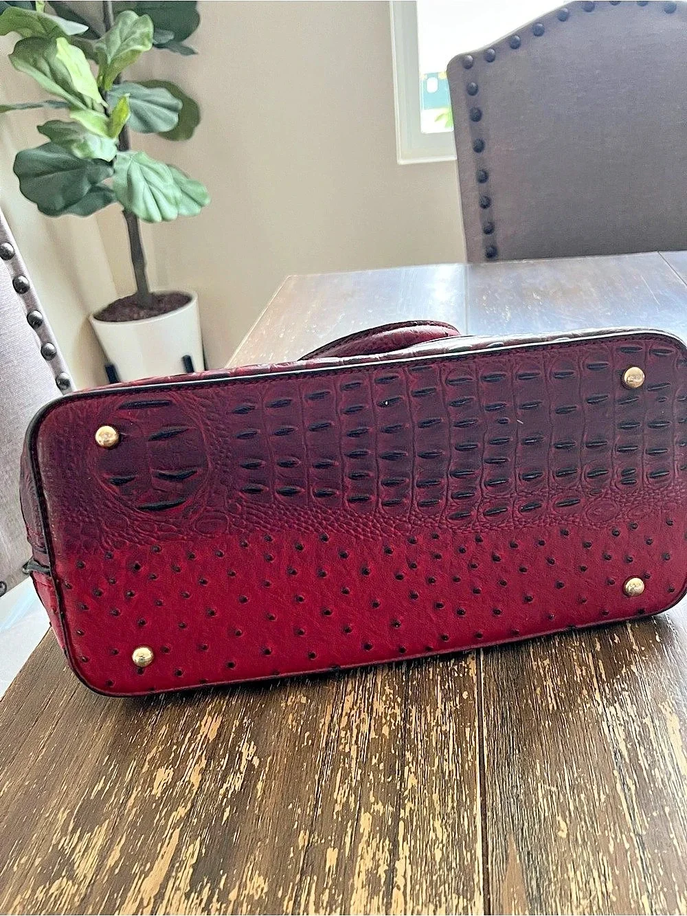N/A 🍷 burgundy